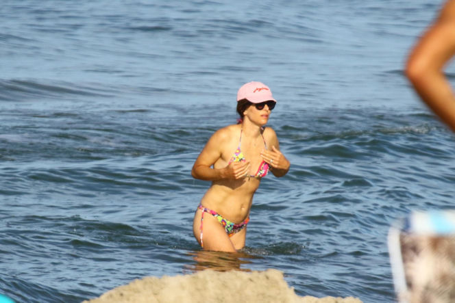 Anna Czartoryska-Niemczycka na plaży