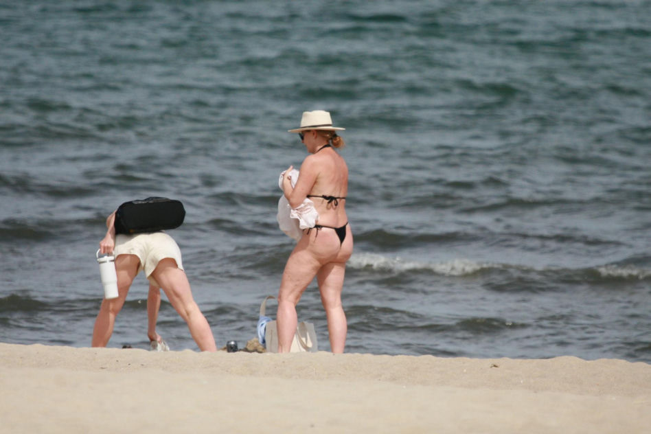 Ewa Skibińska na plaży