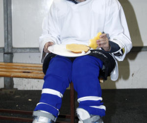 Mateusz Pawłowski jest dziś nie do poznania. Tak zmienił się Kacperek z serialu Rodzinka.pl