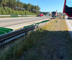 Tragiczny wypadek na A4. Ciężarówka wypadła z autostrady, kierowca nie żyje