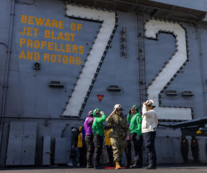 Iran, Chiny i Rosja demonstrują banderę w Cieśninie Ormuz