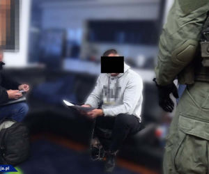 Kilkanaście osób zatrzymanych. Policjanci CBŚP rozbili narkotykową szajkę