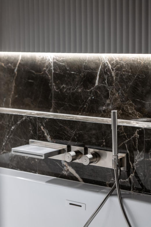 130-metrowy apartament pełen luksusu! Oryginalne i ponadczasowe wnętrza. Zobacz zdjęcia