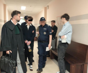 Jechał pod wpływem alkoholu, rozbił mercedesa o słup. 18-letnia Ania zginęła na miejscu