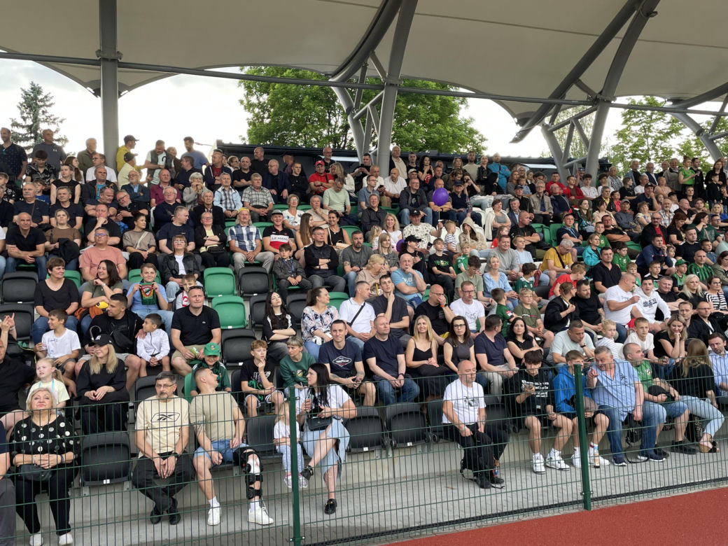 Uroczyste otwarcie stadionu w Starachowicach