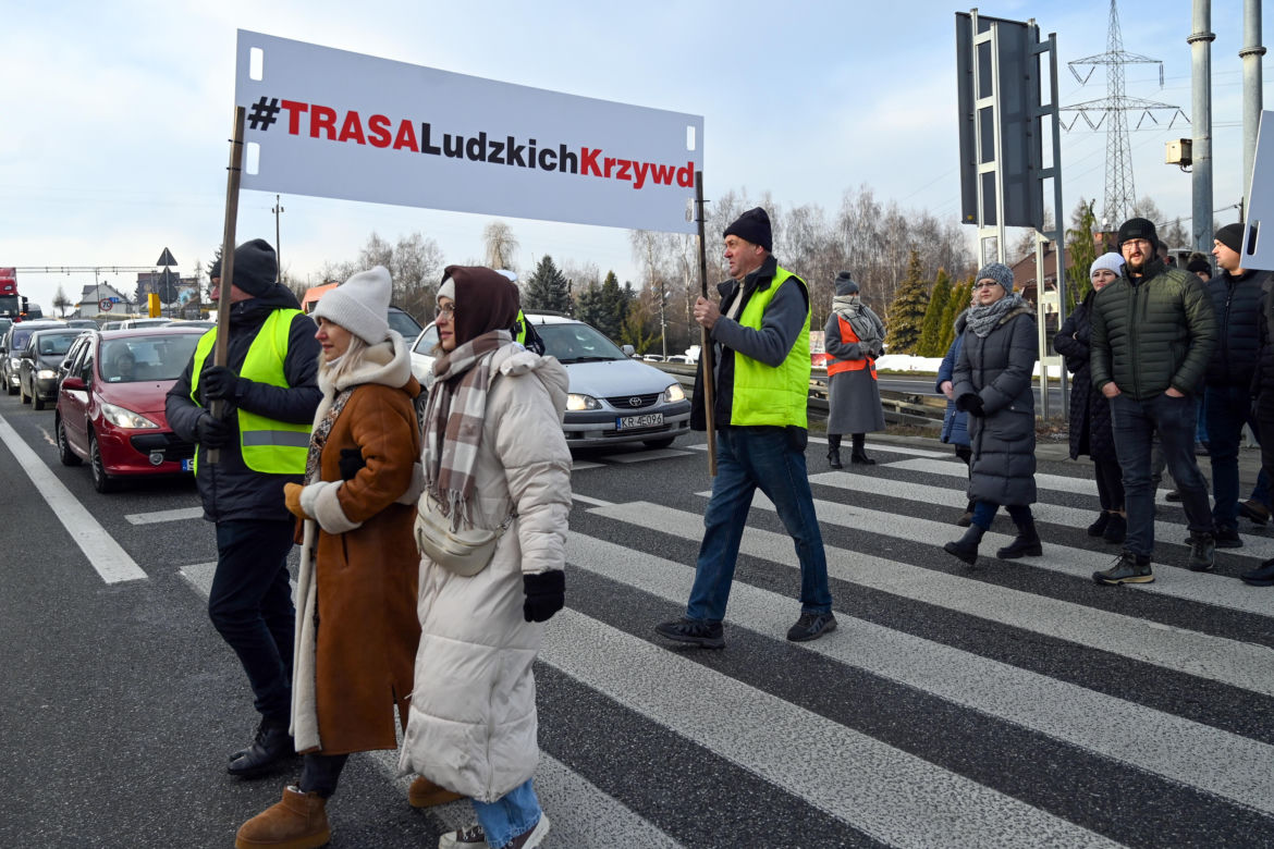 Protest na zakopiance w Gaju