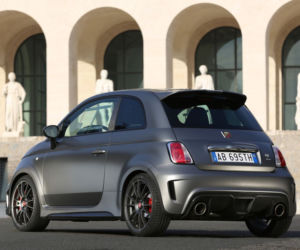Abarth 695 biposto