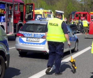 Mazowieckie/ Zderzenie samochodów w Kałuszynie; nie żyją dwie osoby 