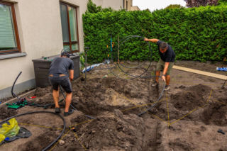 Automatyczne nawadnianie ogrodu – inwestycja, która zwraca się w 2–4 lata. Ceny 2026