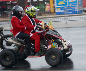 MotoMikołaje na ulicach Lublina! Odwiedzili dzieci w szpitalach