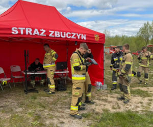 Lokalni strażacy odbyli ćwiczenia ratownicze w gminie Zbuczyn