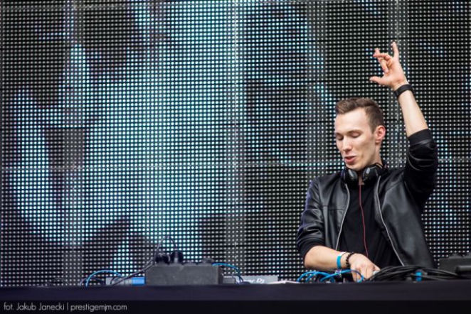 Tom Swoon na Music Power Explosion