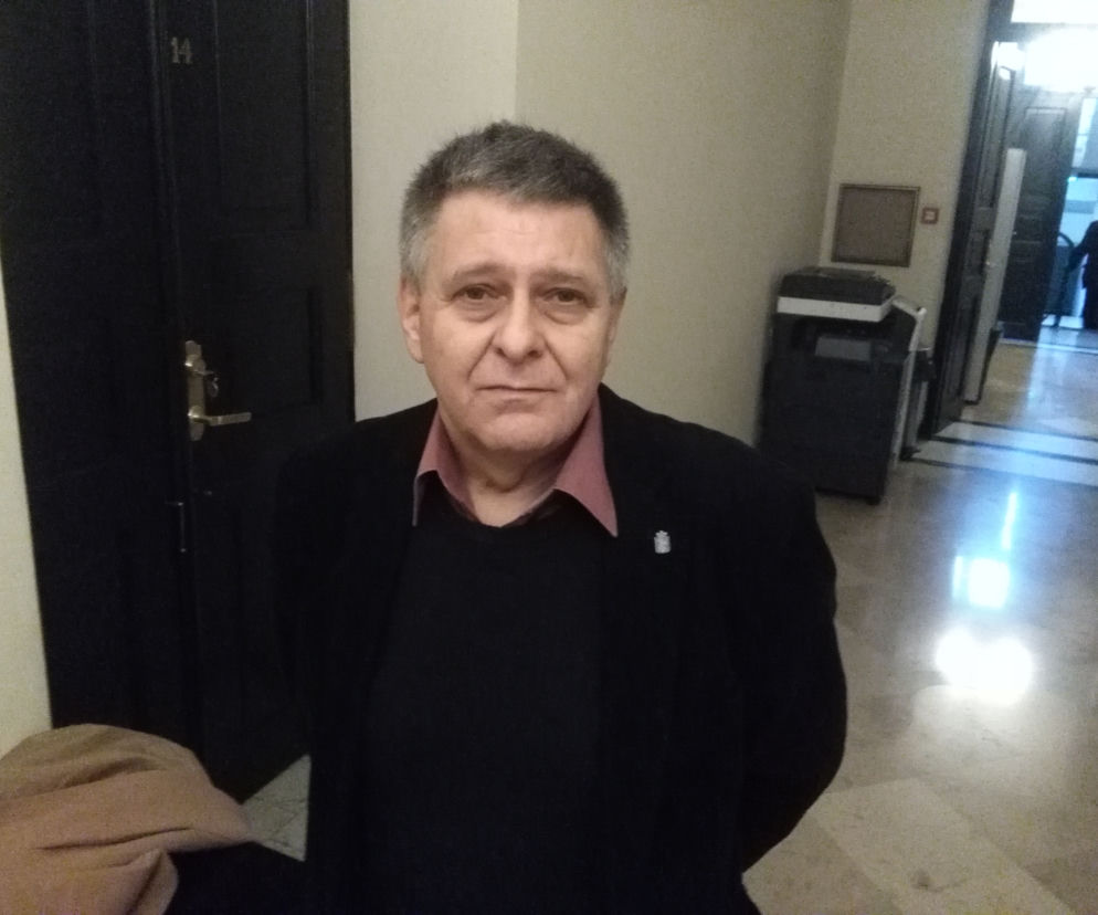 Warszawskie gimnazja zamienią się w podstawówki