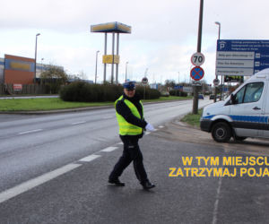 Policja przypomina sygnały i komendy kierujących ruchem