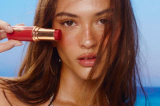 Letnie glow na Twojej skórze. Efekt świeżej, rozświetlonej summer glazed skin  