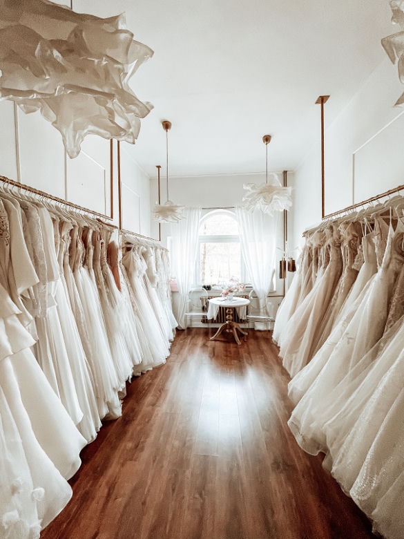 Salon sukni ślubnych "Wedding Dress Zero Waste" w Woli