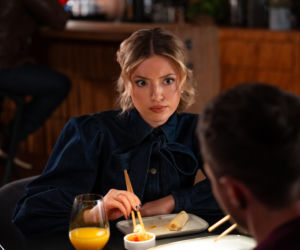 Na sygnale, odcinek 846: Ratownicy zostają uwięzieni w płonącym magazynie