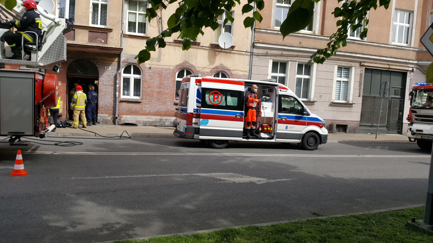 Pożar w kamienicy przy ulicy Narutowicza w Grudziądzu. Jest ofiara śmiertelna