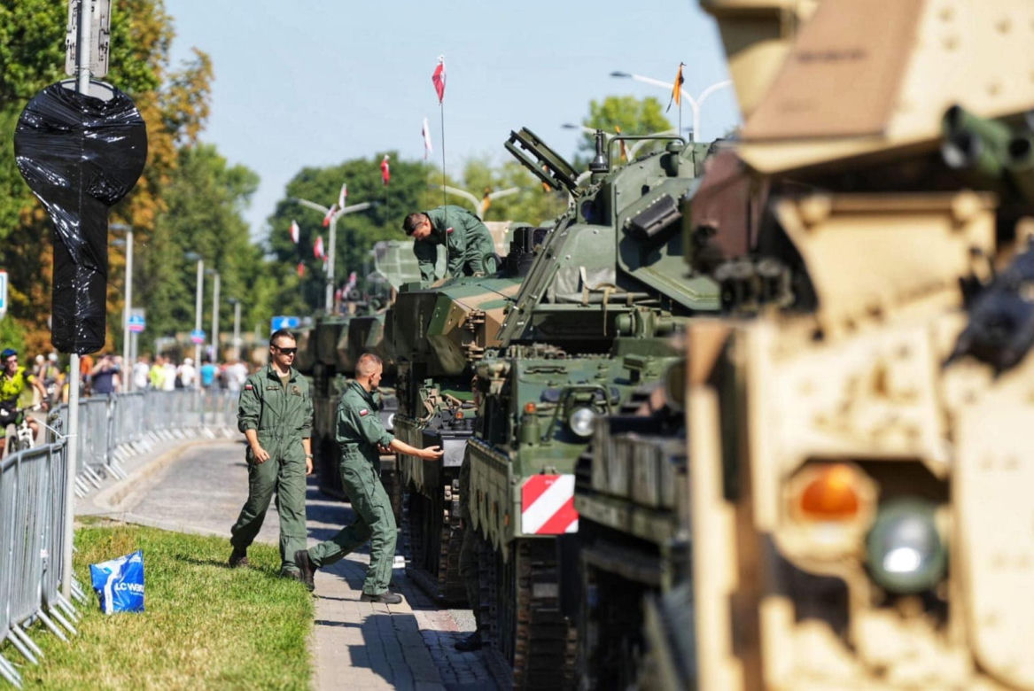 Defilada z okazji Święta Wojska Polskiego