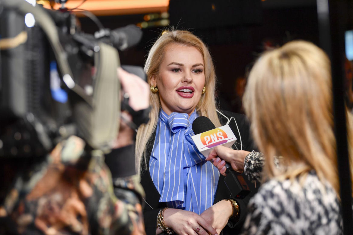 "Pokochaj swoje ciało": Omenaa Mensah, Joanna Przetakiewicz, Ewa Chodakowska, Kinga Zawodnik, Maffashion