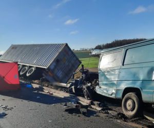 Litwinki. Koszmarny wypadek na S7! Dwóch robotników drogowych nie żyje, dwóch rannych