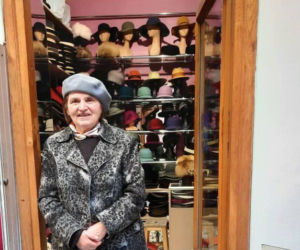 Znany sklep z kapeluszami walczy o przetrwanie. Na pomoc ruszyła wnuczka [ZDJĘCIA]
