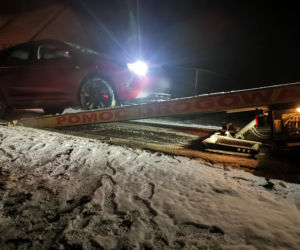 Strzelce Opolskie: Nietrzeźwi rodzice wieźli dzieci. Teraz czeka ich sąd rodzinny 