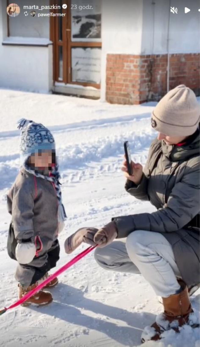 "Rolnik szuka żony" na stoku! Tak Marta Paszkin i Paweł Bodzianny urwali się i szaleją. Ale dzieciaki też mają frajdę