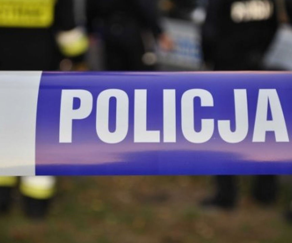 Zagórz: MAKABRA na dworcu. „Zatoczył się i wpadł pod pociąg”. 50-latek NIE ŻYJE