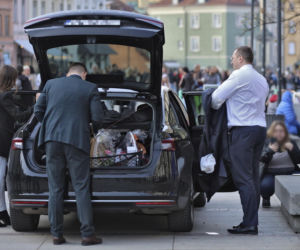 Minister rolnictwa Stefan Krajewski na jarmarku wielkanocnym