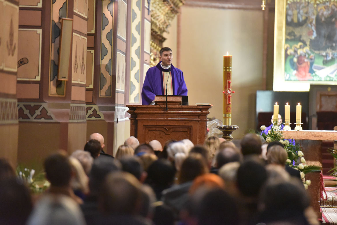  Pogrzeb Adama  we Włocławku, który zginął na Sokratesa