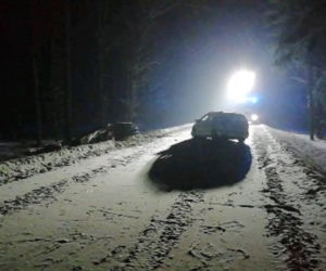  TRAGEDIA w Brzózie Królewskiej. Nie żyją DWIE osoby! W wypadku zginęli 30-latek  i 40- latek [ZDJĘCIA] 