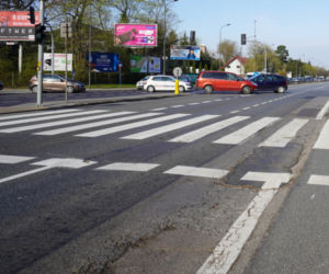 Drogowcy wyremontują dziurawy wlot do Warszawy. Do tej pory nie było na to pieniędzy 