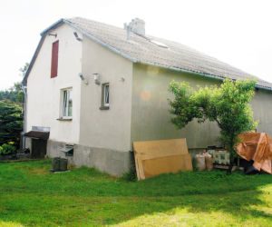 Syn nas sprzedał razem z domem