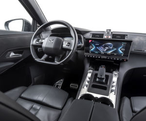 DS 7 Crossback E-Tense 300 4x4 Louvre