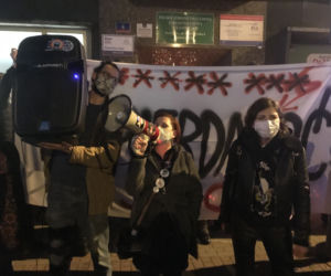 Protest kobiet w Katowicach. Tłumy strajkują przeciwko zakazowi aborcji