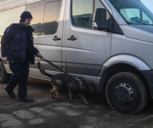 Śmigłowce i dziesiątki radiowozów na ulicach Małopolski