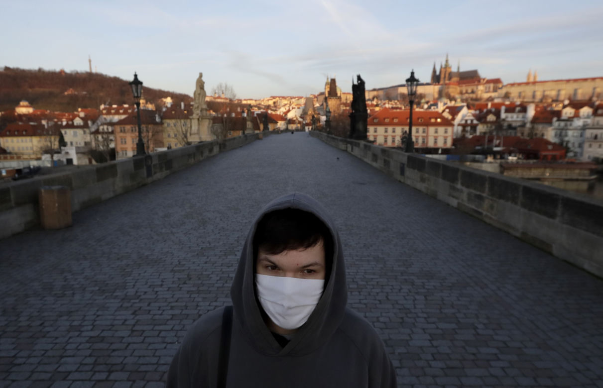 W ciągu ostatniej doby najwięcej nowych przypadków SARS-CoV-2 potwierdzono w USA, w Wielkiej Brytanii i w Rosji 
