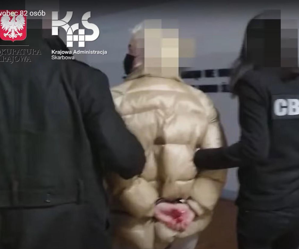 Afera w klubach go-go w kraju. Wśród oskarżonych policjanci i tancerki