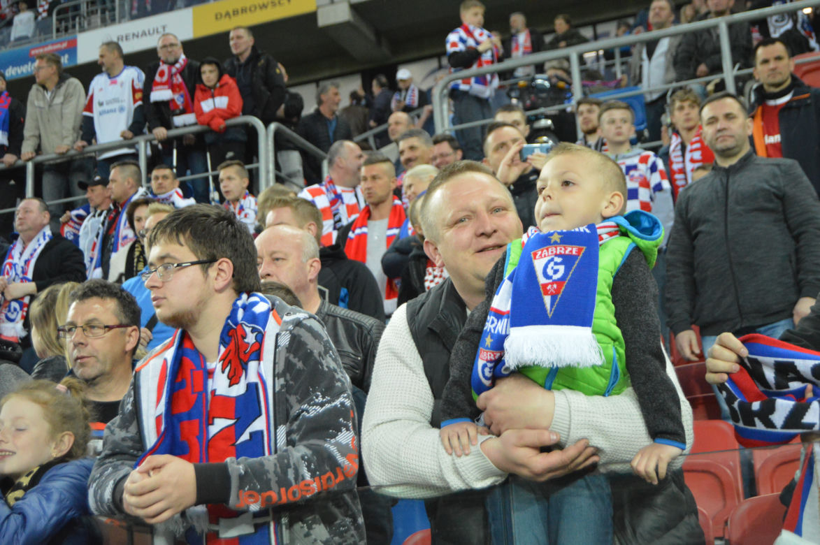 Górnik Zabrze - Arka Gdynia: Nieważny styl, ważne punkty [ZDJĘCIA KIBICÓW]
