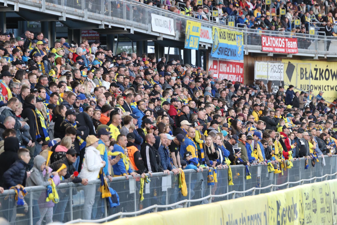 ebut.pl Stal Gorzów - KS Apator Toruń, zdjęcia z meczu 1. kolejki PGE Ekstraligi