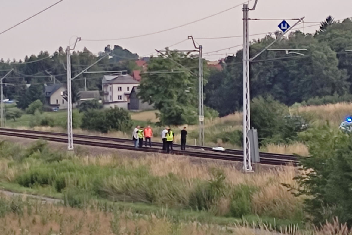 Łuczyce: pociąg potrącił kobietę