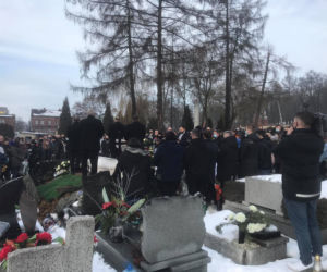 Ciężarną 13-latkę zabił jej 15-letni chłopak. Bliscy żegnają Patrycję i jej nienarodzone dziecko [RELACJA Z UROCZYSTOŚCI]