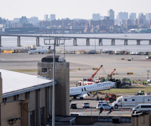 Stewardesa przeżyła katastrofę lotniczą. Ujawniono jej obrażenia