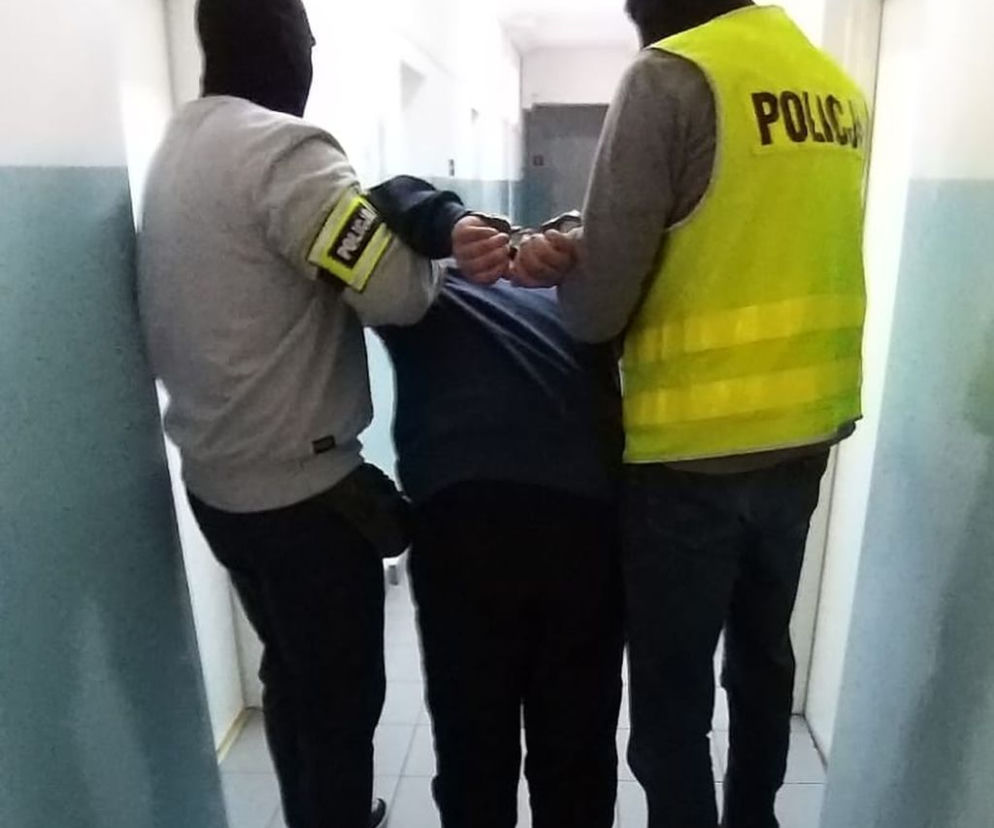 Bełchatów: Brutalnie pobili małżeństwo pod blokiem. TO BYŁA AGRESJA za zwrócenie uwagi! Oprawcy są już w areszcie