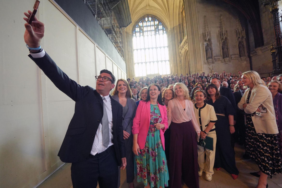 Andy Burnham został w poniedziałek 59. premierem Wielkiej Brytanii - potwierdził Pałac Buckingham