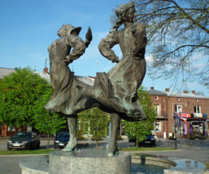 To jedno z najpiękniejszych miast w woj. śląskim. Zachwyca zamkiem, który należał do biskupów z Krakowa