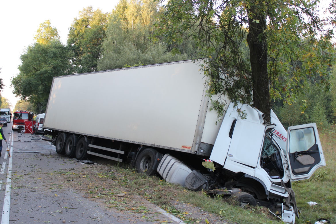 Proniewicze. Tragiczny wypadek na DK 19. Zginęło dwóch kierowców
