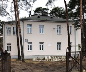 Spotkanie z mieszkańcami w Wawrze, budynek po termomodernizacji