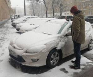 Śnieg zaskoczył Warszawę
